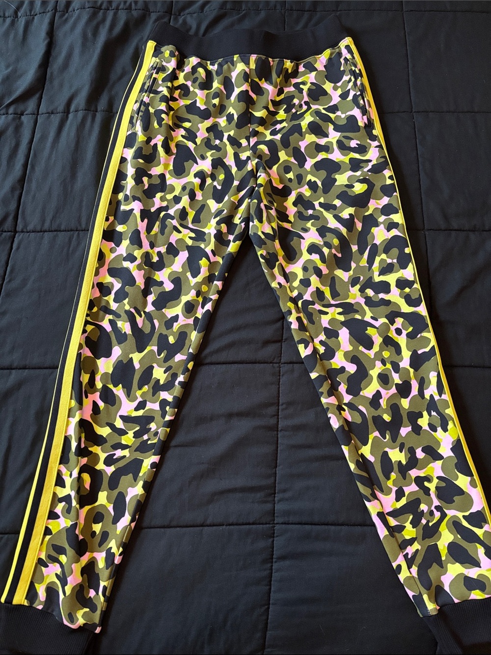 G by Giuliana Black Label Small vivid camo track pants joggers